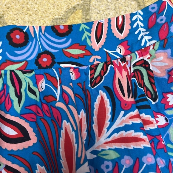 New Talbots bright beautiful skirt with matching belt - Picture 10 of 15